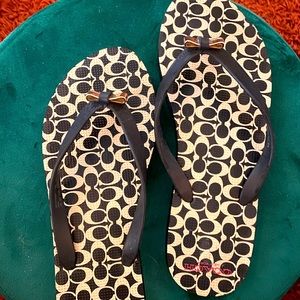 COACH Flip-Flop Sandals -  sz 9/10